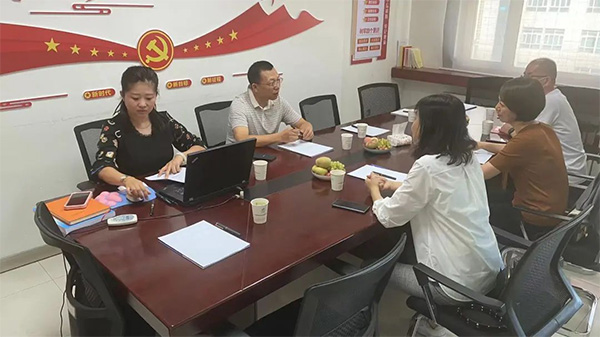 阿勒泰地区工信局领导莅临银穗财税服务集团调研交流