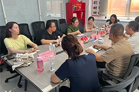 乌鲁木齐职业大学商学院与银穗财税集团举行产教融合交流会